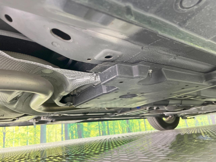 2017 Mazda Demio DBA-DJ3FS (UW-6a3b49f52a0b8)[29]