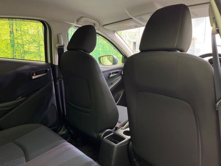 2015 Mazda Demio LDA-DJ5FS (UW-6a3b49f5b288c)[22]