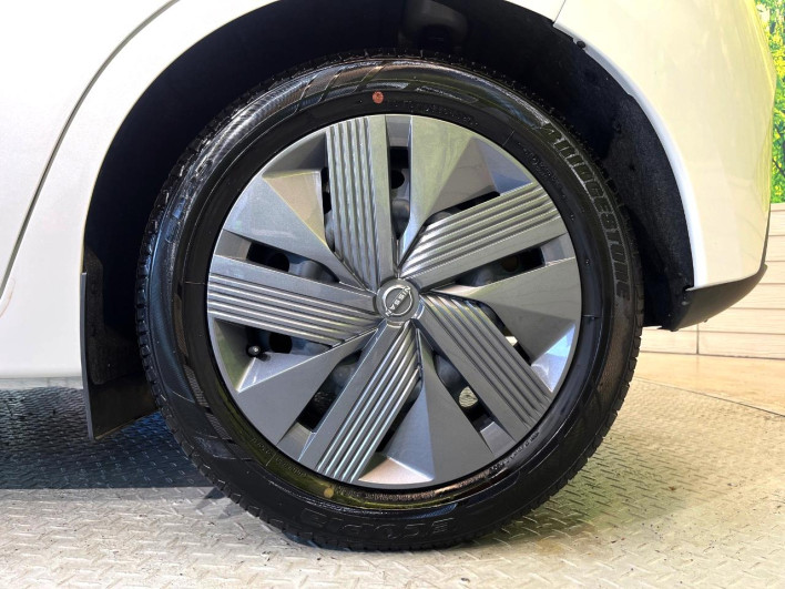 2022 Nissan Note 6AA-E13 (UW-6a3b49ff13b90)[17]