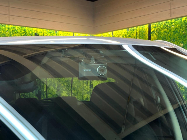 2022 Nissan Note 6AA-E13 (UW-6a3b49ff13b90)[6]