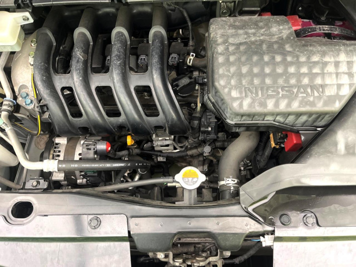 2017 Nissan Serena DAA-GFC27 (UW-6a3b4a13dde83)[4]