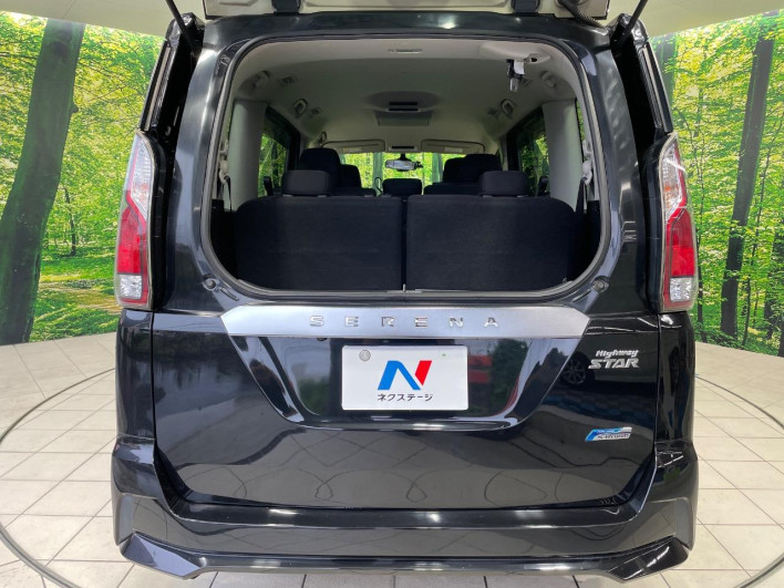2017 Nissan Serena DAA-GFC27 (UW-6a3b4a13e6fda)[26]