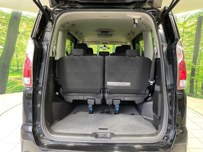 2017 Nissan Serena DAA-GFC27 (UW-6a3b4a13e6fda)[27]