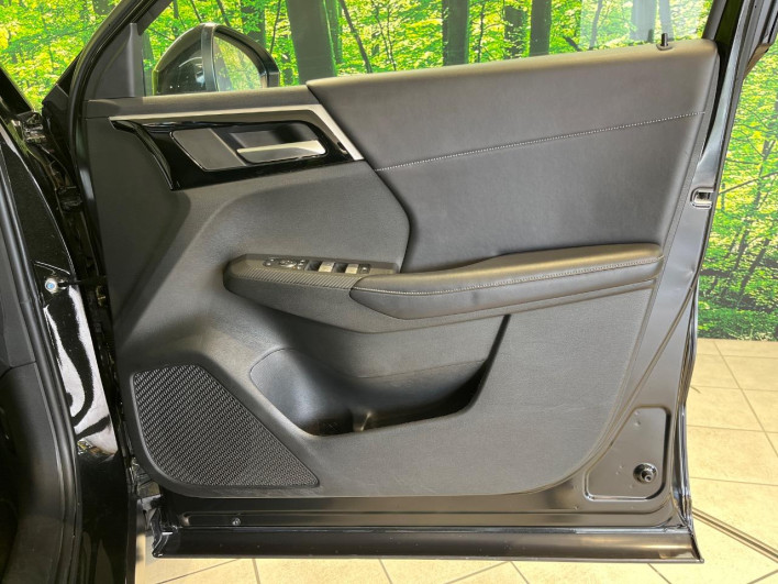 2023 Mitsubishi OUTLANDER PHEV 5LA-GN0W (UW-6a3b4a1dc9b7b)[23]