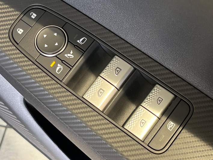 2023 Mitsubishi OUTLANDER PHEV 5LA-GN0W (UW-6a3b4a1dc9b7b)[24]