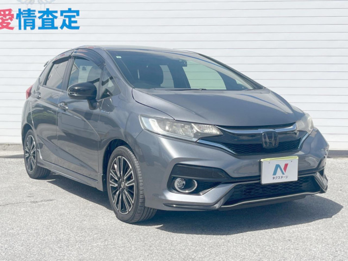 2017 Honda Fit Hybrid DAA-GP5 (UW-6a3b4a1fb5145)[10]