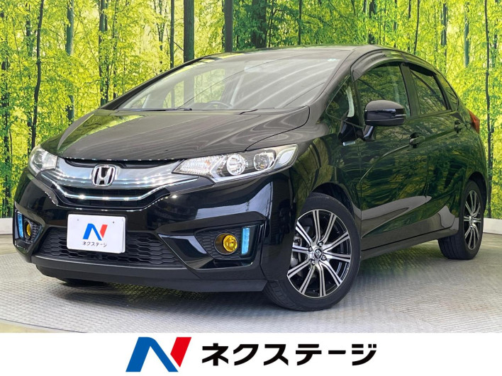 2015 Honda Fit Hybrid DAA-GP5 (UW-6a3b4a21a1725)[3]