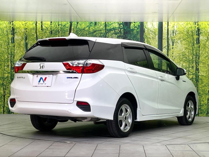 2015 Honda SHUTTLE DAA-GP8 (UW-6a3b4a2489ddb)[18]