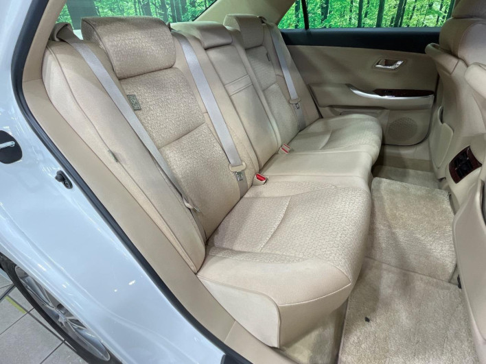 2010 Toyota Crown DBA-GRS200 (UW-6a3b4a26928ad)[23]
