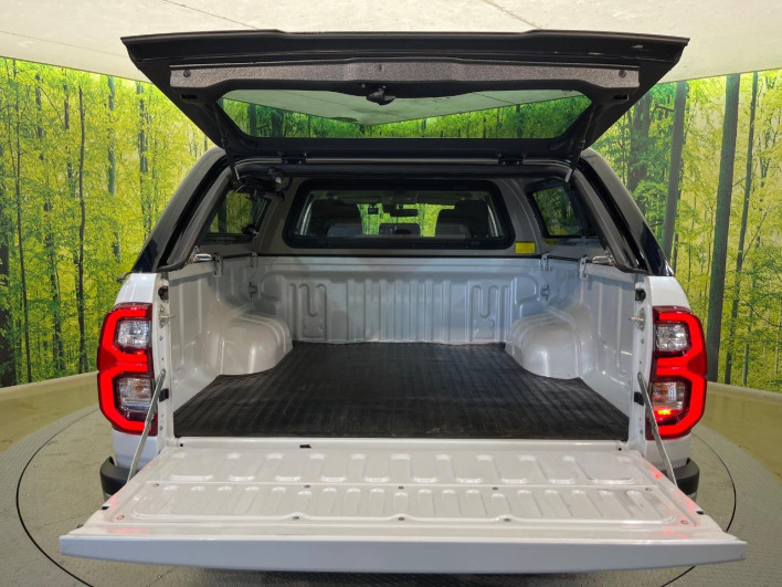 2024 Toyota Hilux 3DF-GUN125 (UW-6a3b4a2d9e6dd)[13]