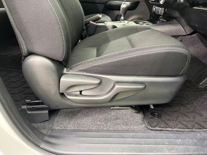 2024 Toyota Hilux 3DF-GUN125 (UW-6a3b4a2d9e6dd)[24]