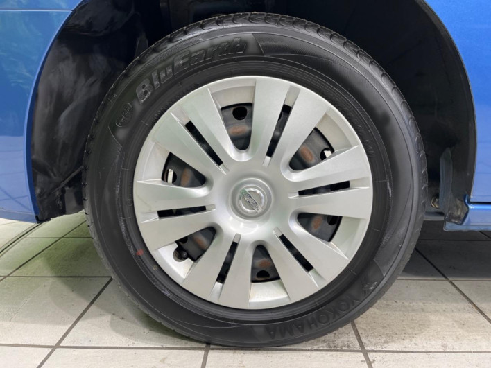 2016 Nissan Serena DAA-HC26 (UW-6a3b4a3656737)[21]