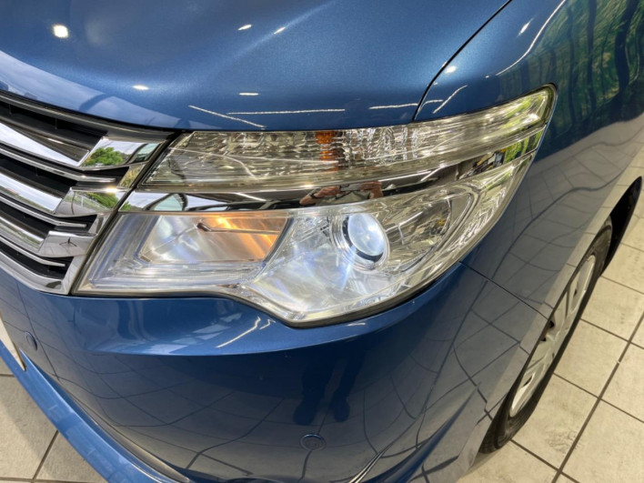2016 Nissan Serena DAA-HC26 (UW-6a3b4a3656737)[24]