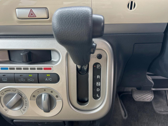 2009 Suzuki ALTO Lapin DBA-HE22S (UW-6a3b4a3bdd843)[27]