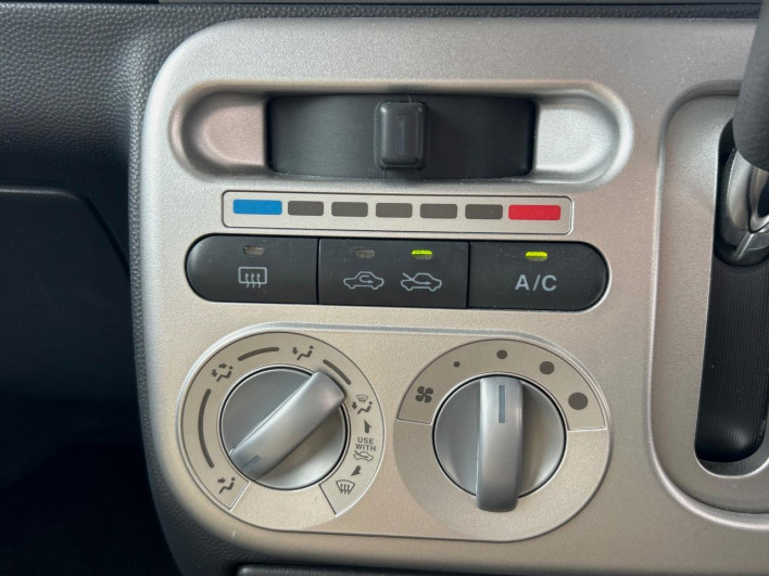 2009 Suzuki ALTO Lapin DBA-HE22S (UW-6a3b4a3bdd843)[28]