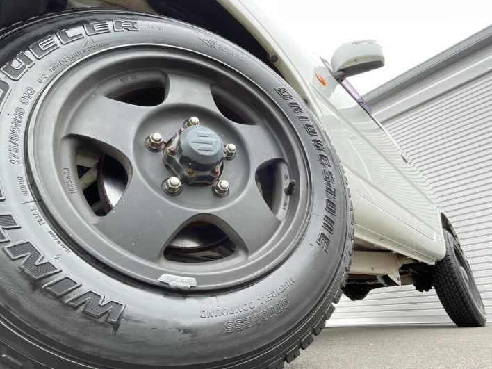 2011 Suzuki Jimny ABA-JB23W (UW-6a3b4a4cd5580)[9]