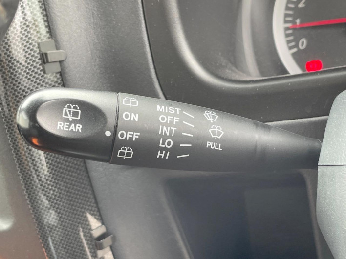 2011 Suzuki Jimny ABA-JB23W (UW-6a3b4a4cd5580)[25]