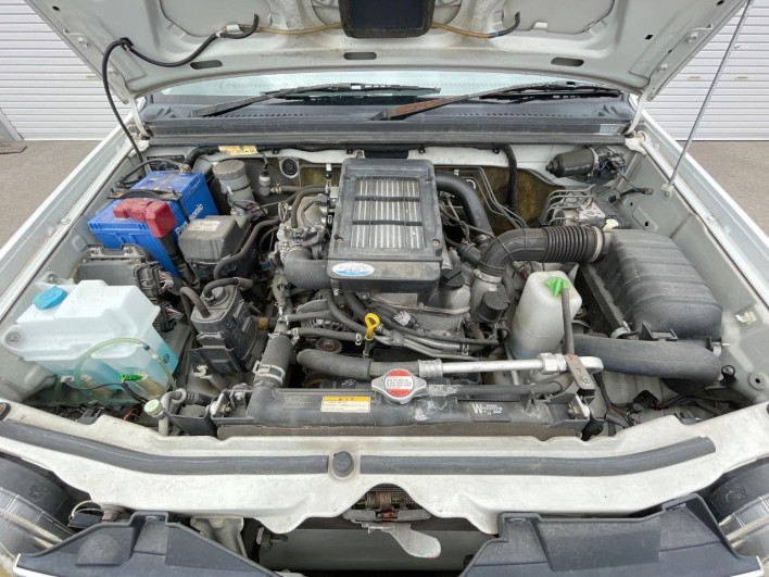 2011 Suzuki Jimny ABA-JB23W (UW-6a3b4a4cd5580)[5]