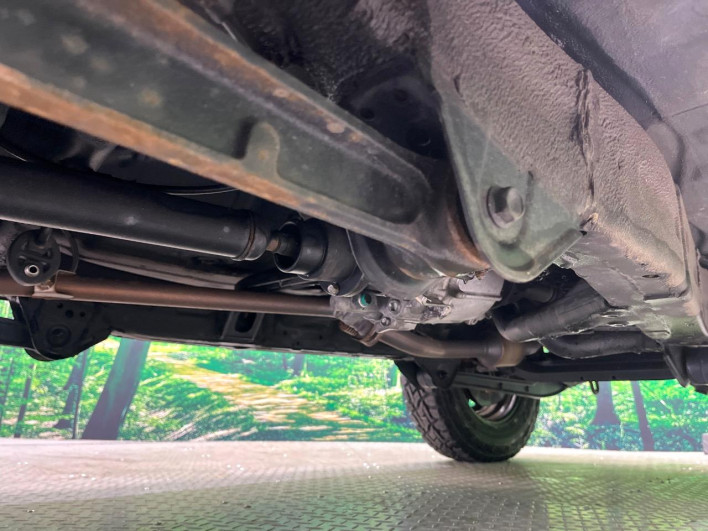 2018 Suzuki Jimny 3BA-JB64W (UW-6a3b4a4e2a2b6)[11]