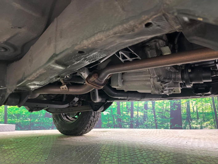 2018 Suzuki Jimny 3BA-JB64W (UW-6a3b4a4e2a2b6)[12]