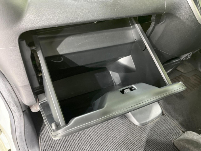 2013 Honda N-BOX DBA-JF1 (UW-6a3b4a5a967fd)[11]