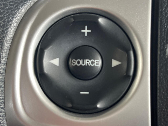 2015 Honda N-BOX DBA-JF1 (UW-6a3b4a5bd9834)[29]