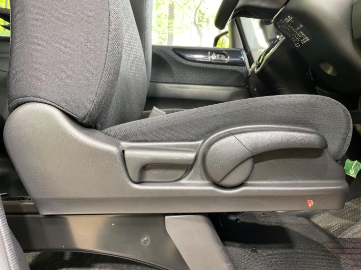 2015 Honda N-BOX CUSTOM DBA-JF1 (UW-6a3b4a5c5b4d3)[11]