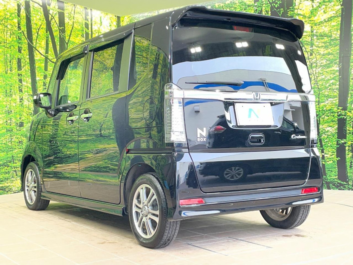 2015 Honda N-BOX CUSTOM DBA-JF1 (UW-6a3b4a5c5b4d3)[19]