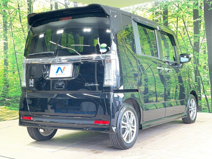 2015 Honda N-BOX CUSTOM DBA-JF1 (UW-6a3b4a5c5b4d3)[17]
