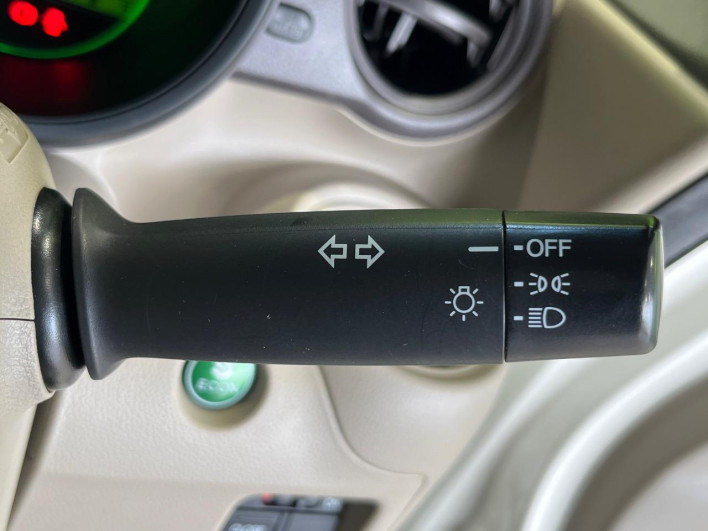 2016 Honda N-BOX DBA-JF1 (UW-6a3b4a5d05562)[19]
