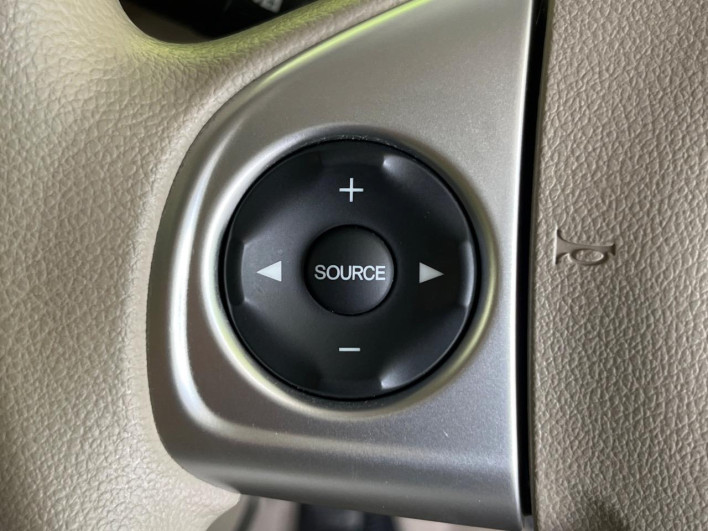 2016 Honda N-BOX DBA-JF1 (UW-6a3b4a5d05562)[17]