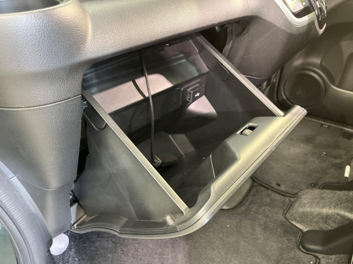 2016 Honda N-BOX DBA-JF1 (UW-6a3b4a5d05355)[9]