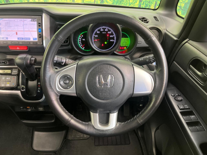 2016 Honda N-BOX DBA-JF1 (UW-6a3b4a5d05355)[19]