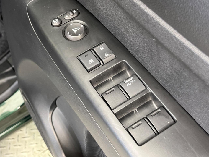 2016 Honda N-BOX DBA-JF1 (UW-6a3b4a5d05355)[21]