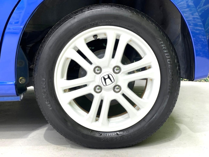 2016 Honda N-BOX DBA-JF1 (UW-6a3b4a5e2faef)[4]