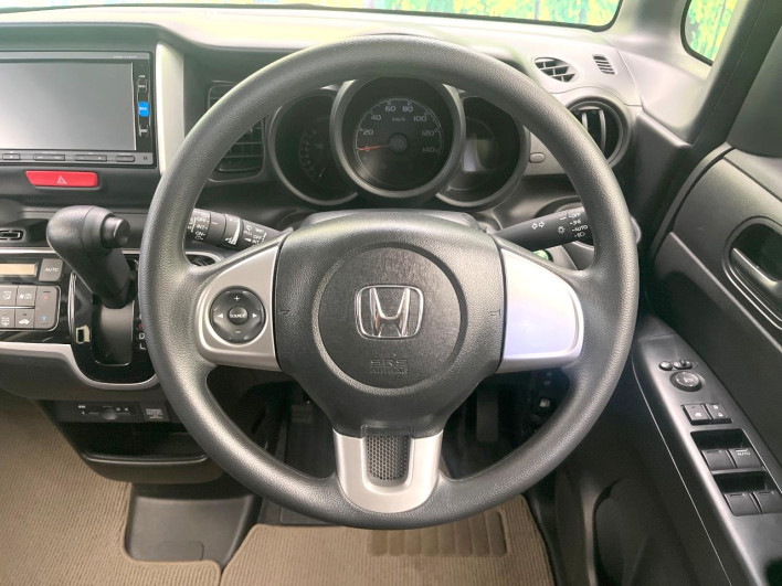 2017 Honda N-BOX DBA-JF1 (UW-6a3b4a5eee453)[15]
