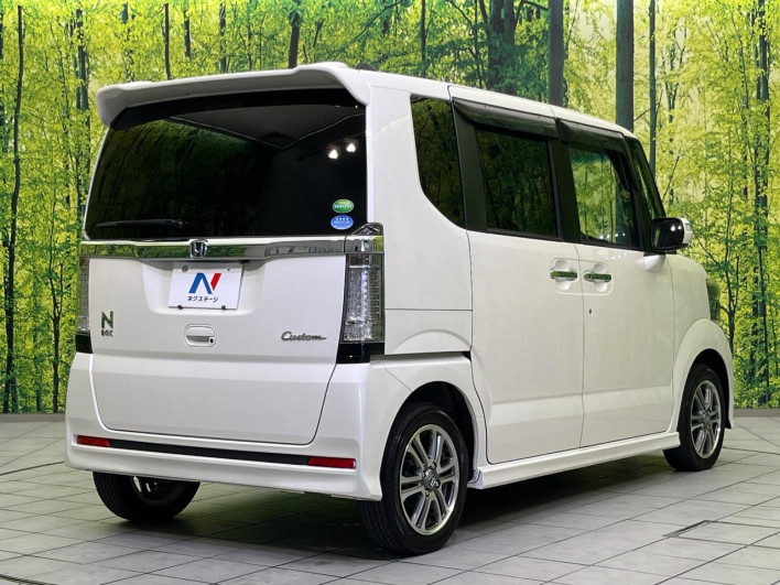 2017 Honda N-BOX CUSTOM DBA-JF1 (UW-6a3b4a5f306c4)[9]