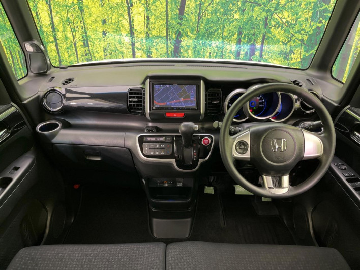 2017 Honda N-BOX CUSTOM DBA-JF1 (UW-6a3b4a5f306c4)[28]