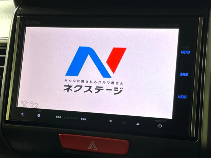 2015 Honda N-BOX CUSTOM DBA-JF2 (UW-6a3b4a62001c0)[17]