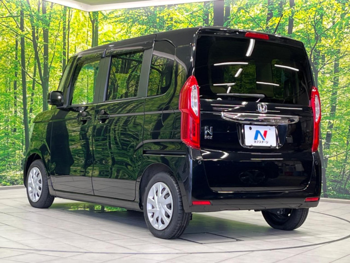 2018 Honda N-BOX DBA-JF3 (UW-6a3b4a64b5da7)[17]