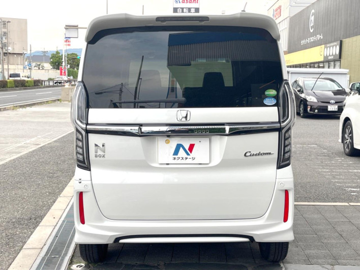 2019 Honda N-BOX CUSTOM DBA-JF3 (UW-6a3b4a653dfdd)[17]