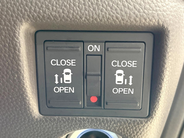 2019 Honda N-BOX DBA-JF3 (UW-6a3b4a6645ebe)[15]