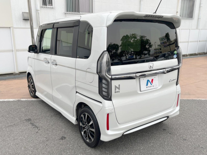 2020 Honda N-BOX CUSTOM 6BA-JF3 (UW-6a3b4a67f3bb6)[26]