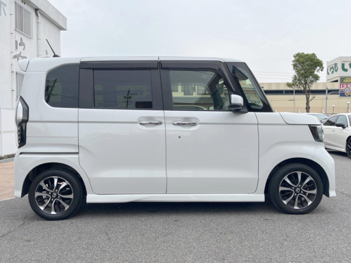 2020 Honda N-BOX CUSTOM 6BA-JF3 (UW-6a3b4a67f3bb6)[9]