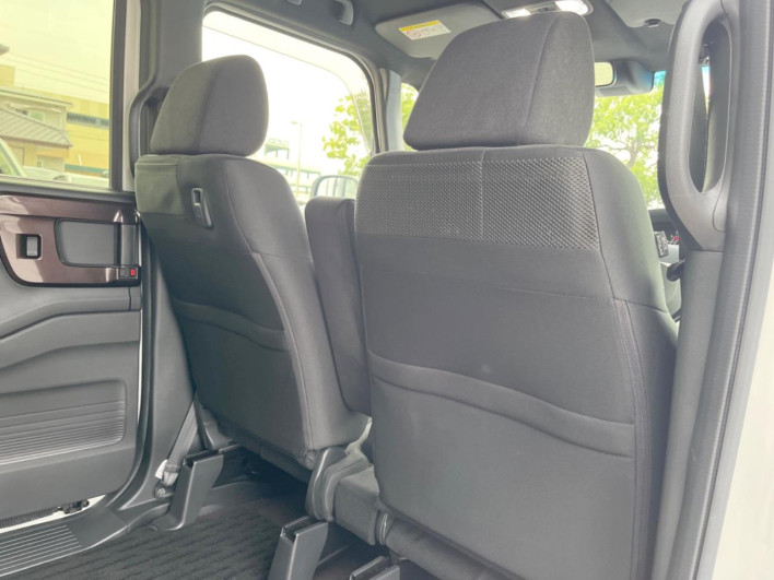 2020 Honda N-BOX CUSTOM 6BA-JF3 (UW-6a3b4a67f3bb6)[13]