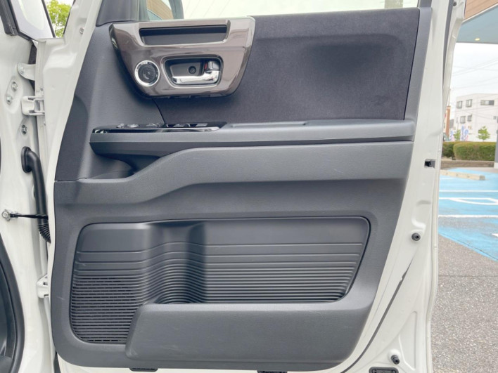 2020 Honda N-BOX CUSTOM 6BA-JF3 (UW-6a3b4a67f3bb6)[21]