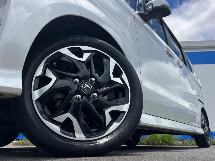 2019 Honda N-BOX CUSTOM DBA-JF3 (UW-6a3b4a69bc14d)[9]
