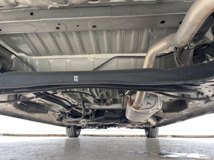 2020 Honda N-BOX CUSTOM 6BA-JF3 (UW-6a3b4a6a300cc)[27]