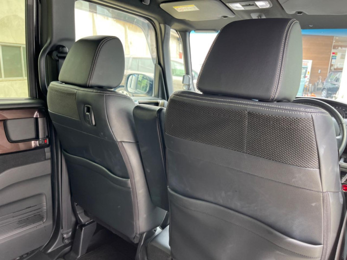 2020 Honda N-BOX CUSTOM 6BA-JF3 (UW-6a3b4a6a300cc)[20]