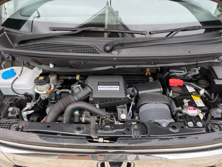 2020 Honda N-BOX CUSTOM 6BA-JF3 (UW-6a3b4a6a300cc)[6]